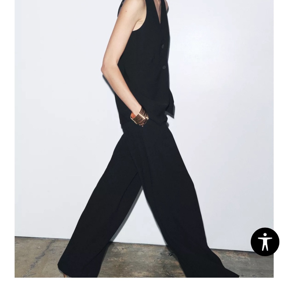 Zara Black Wide-Leg Trousers